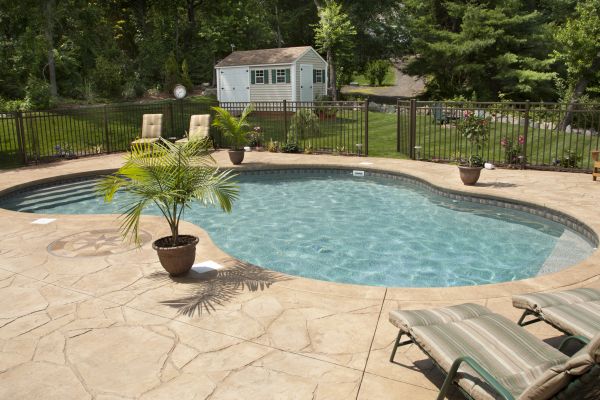 Cost of Pool Deck Resurfacing in Lake Zurich