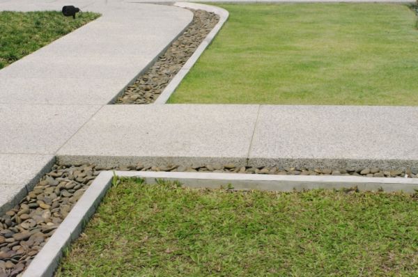 Cost of Sidewalk Curb Repair in Lake Zurich