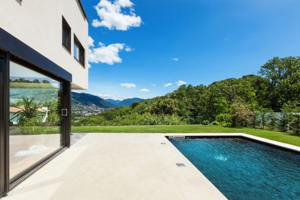 Cost of Poolside Concrete Repair in Lake Zurich